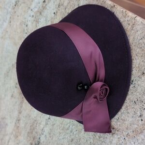 Felt burgundy hat